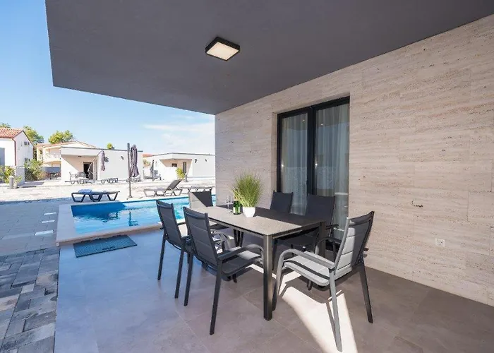 Villa Exclusive And