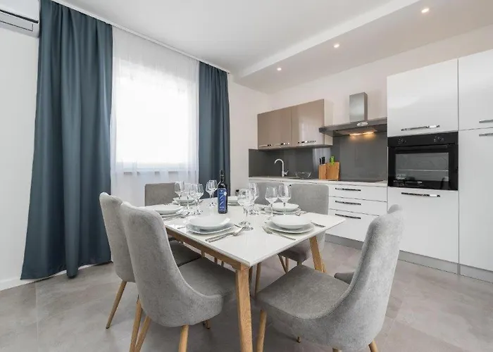 Exclusive And Вир