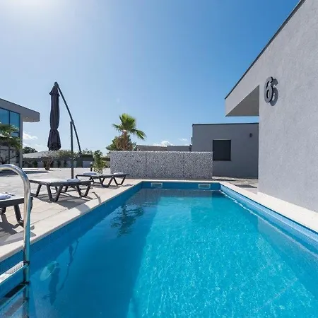 Villa Exclusive Villas&spa *