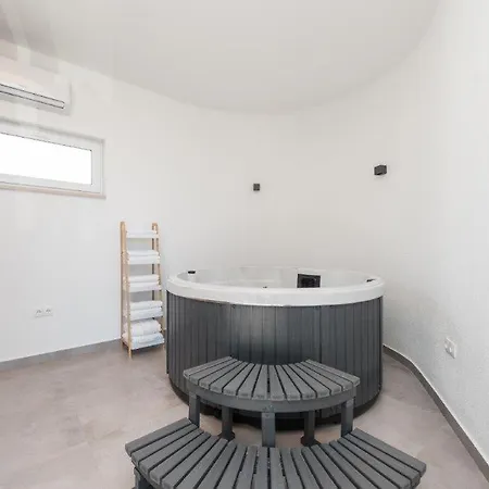 Villa Exclusive Villas&spa Vir