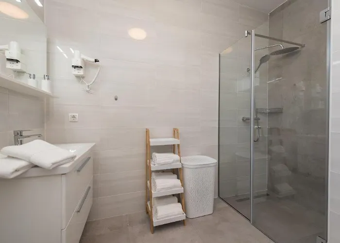 빌라 Exclusive And 비르