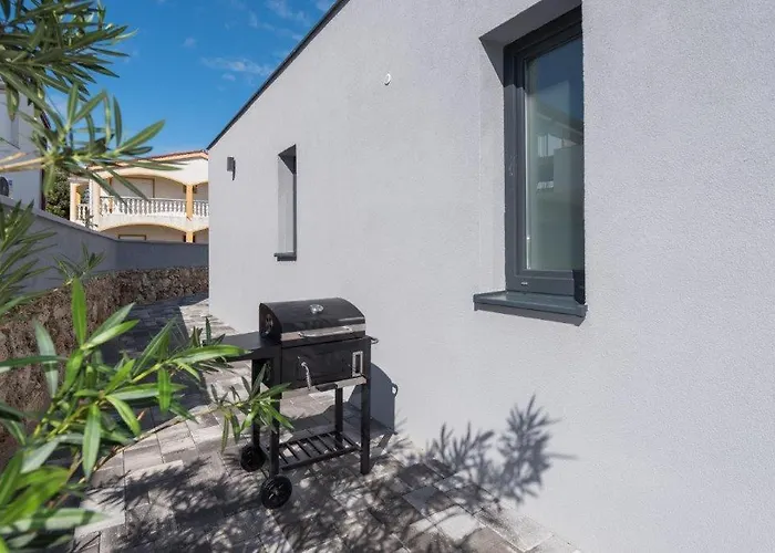 Exclusive And 빌라