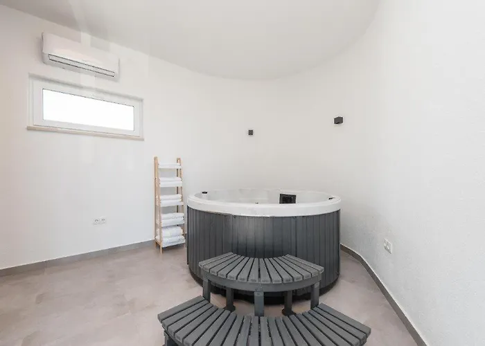 빌라 Exclusive And 비르